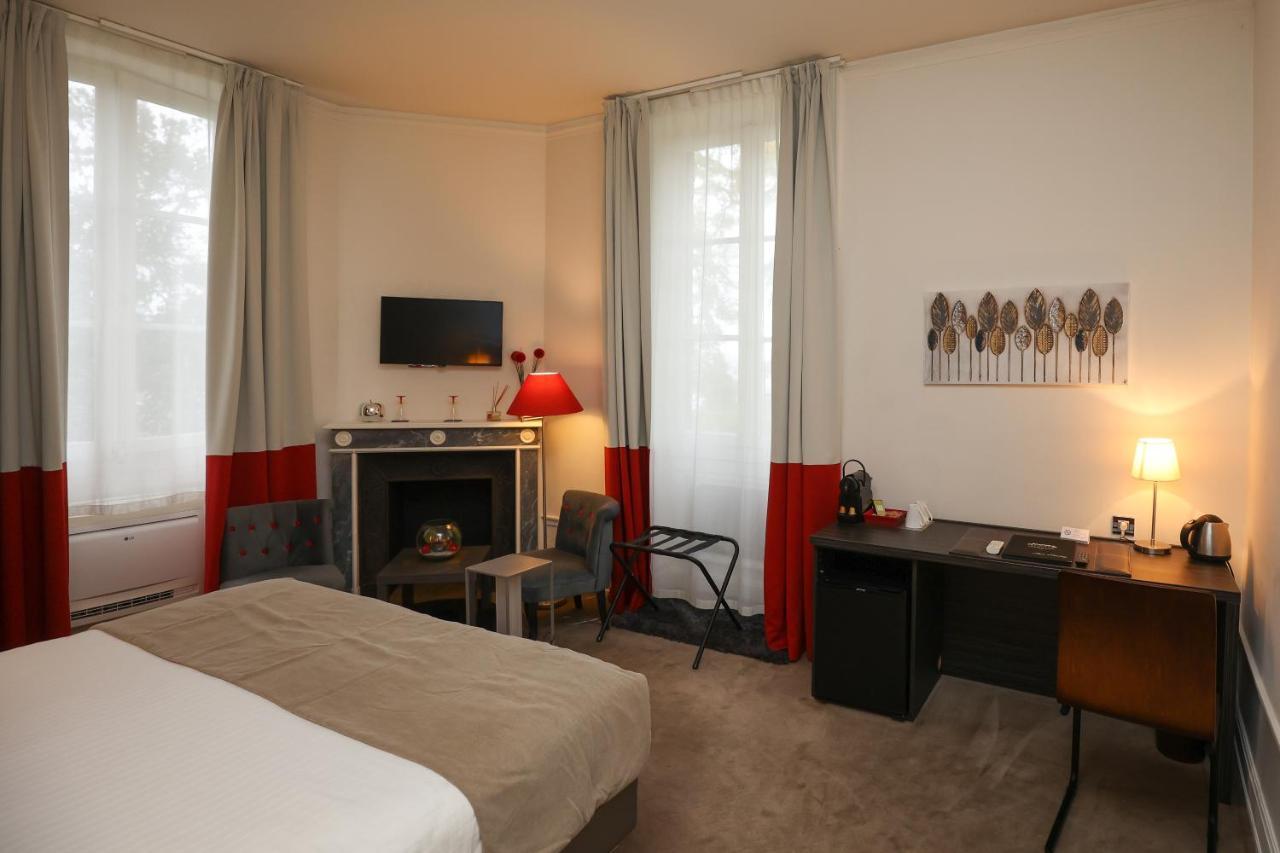בריב-לה-גייארד Hotel Chateau De Lacan מראה חיצוני תמונה